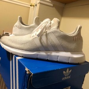 Adidas swift run